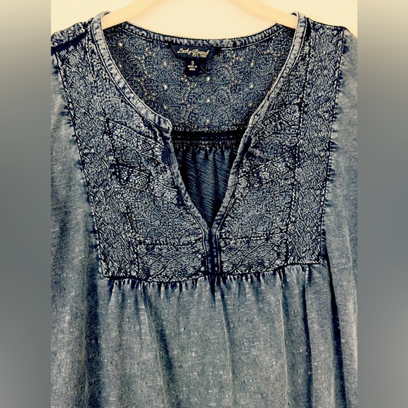 LUCKY BRAND 3/4 SLEEVE RELAXED FIT DENIM LOOK COTTON FEEL HI LO BLOUSE. … - Picture 4 of 9